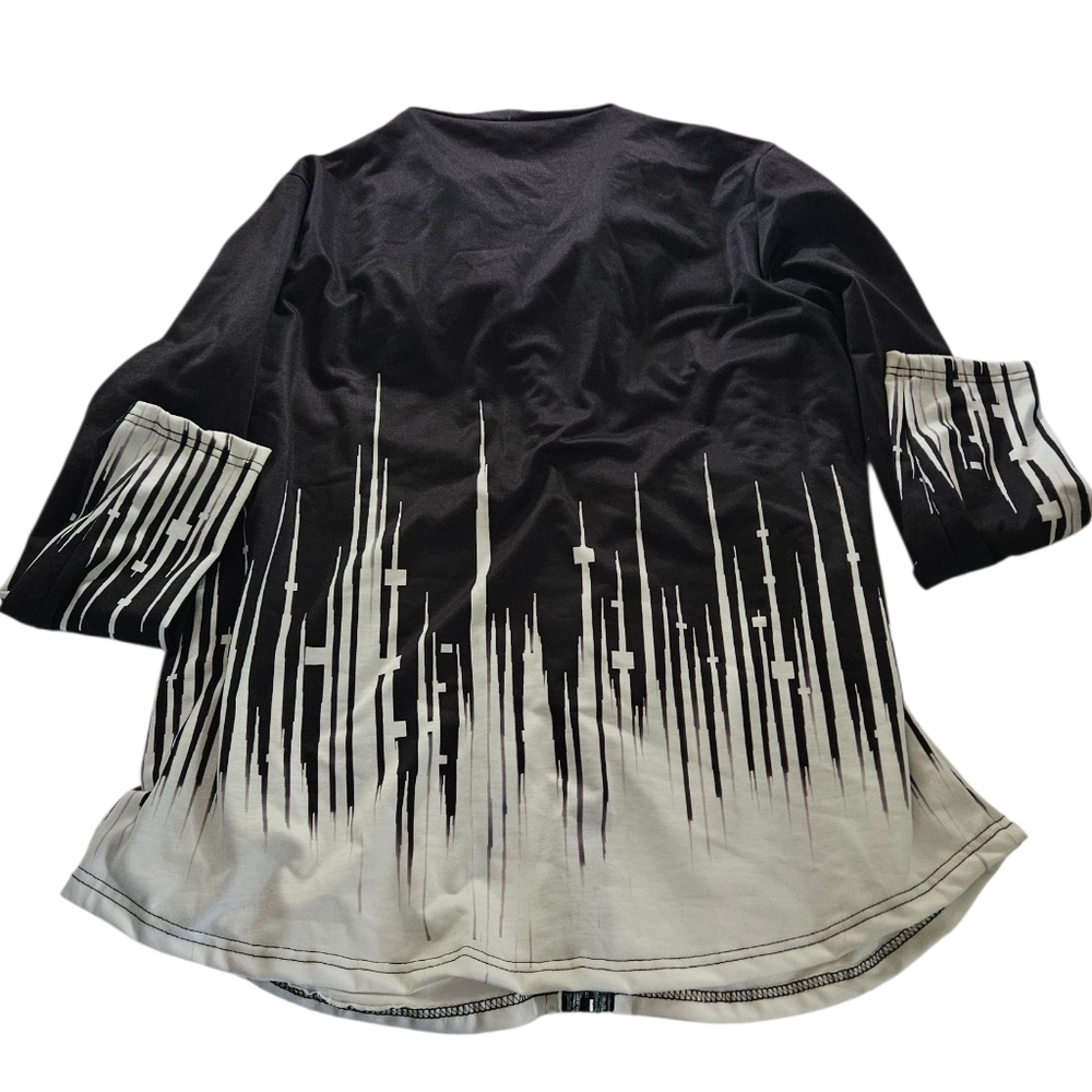 Source Unknown Black And White Gradient Track Pan… - image 6